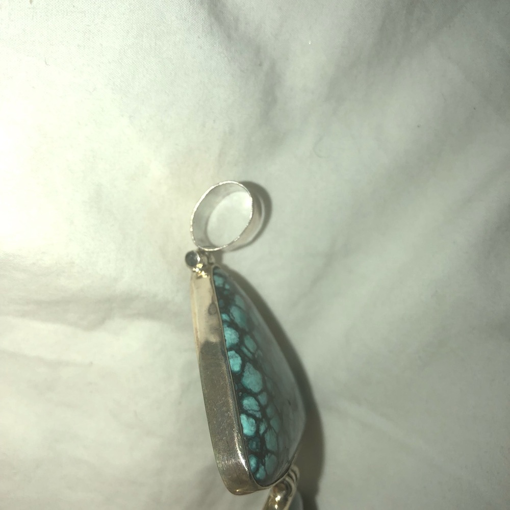 Turquoise Pendant - Picture 5 of 6